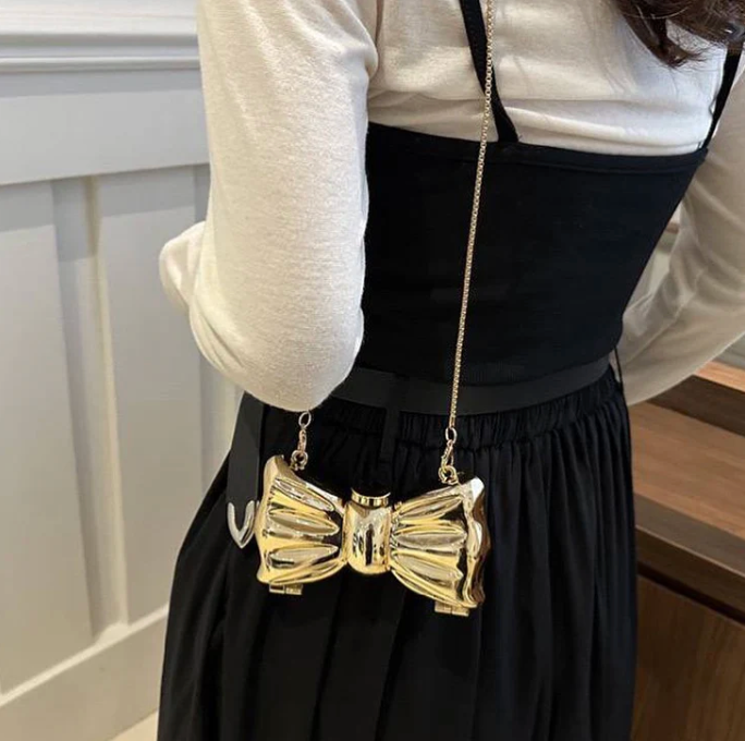 Bow Shaped Metal Mini bag in Gold