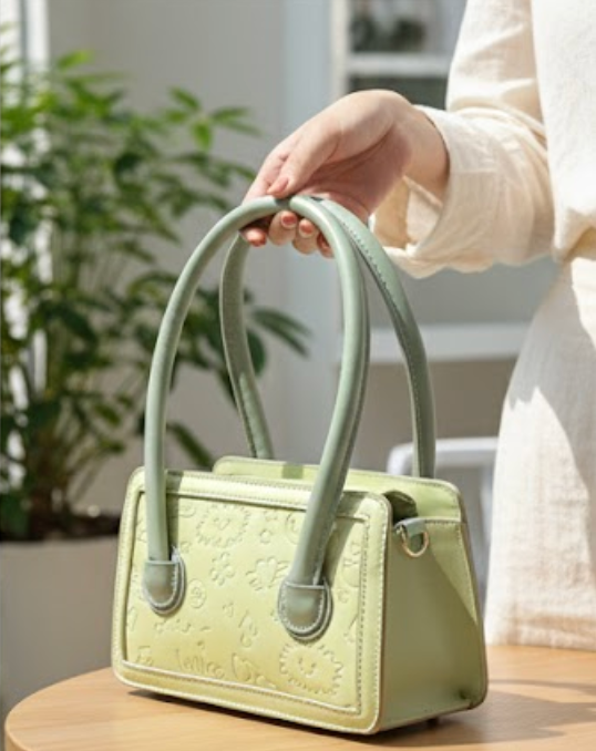 Cute Long Handle Bag in Green