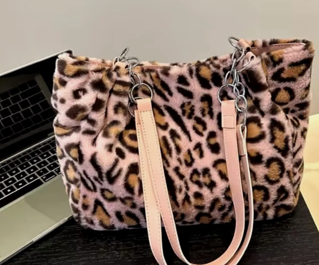 Fur Tote Hand Bag in Very Lite Pink Cheetah Colour
