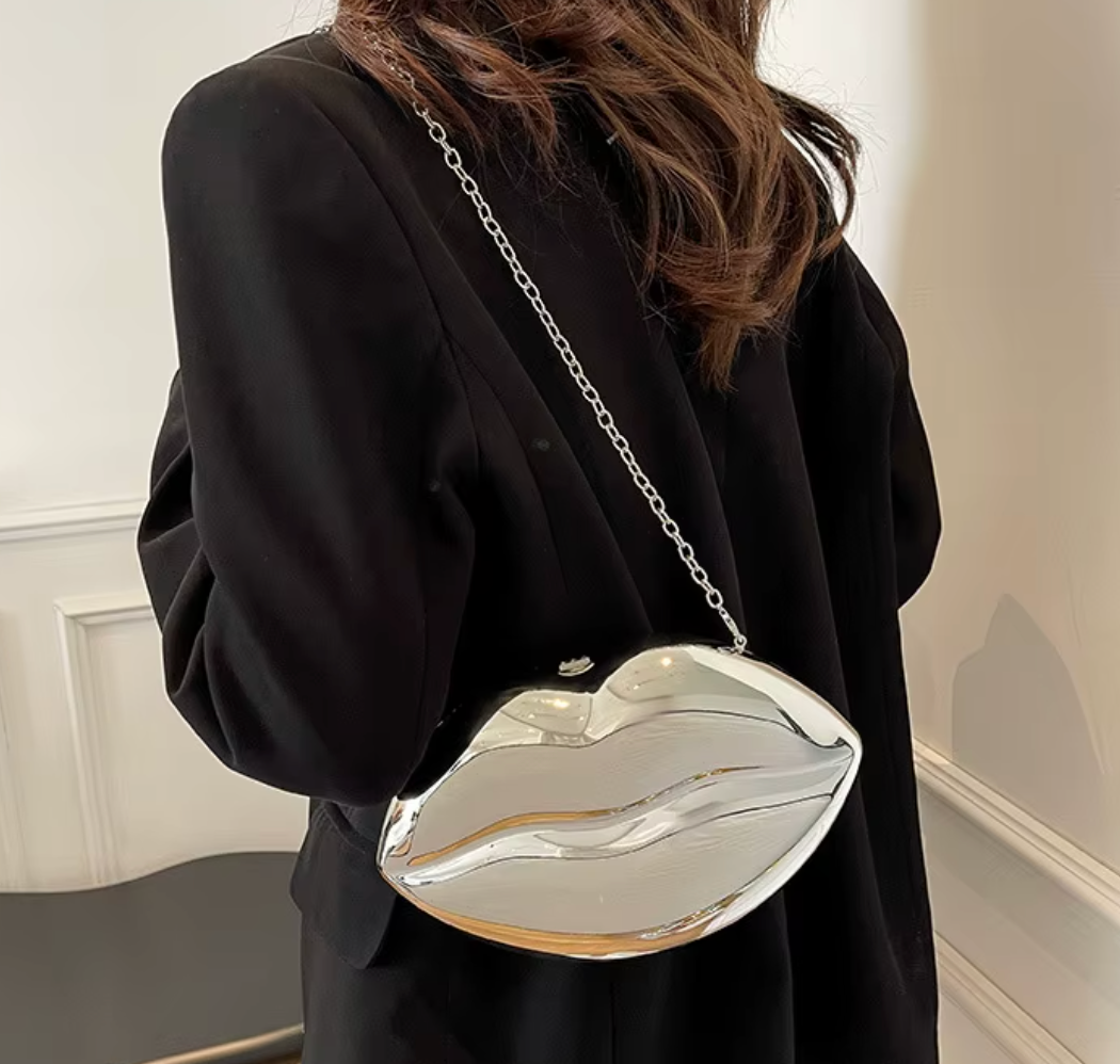 Lips Shaped Metal Hand Bag in Silver