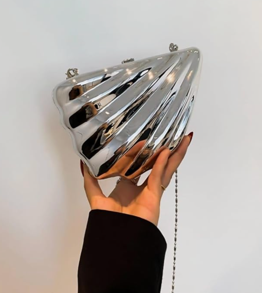 Shell Shaped Metal Hand Bag in Silver